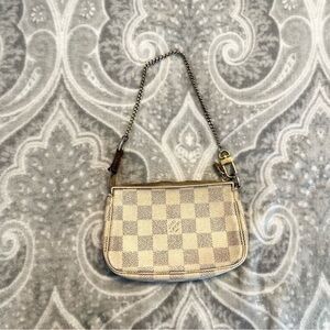 Louis Vuitton Purse
